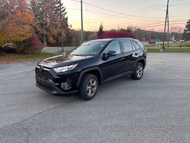 Used 2024 Toyota RAV4 XLE w/ Convenience Package AWD/4WD image 7