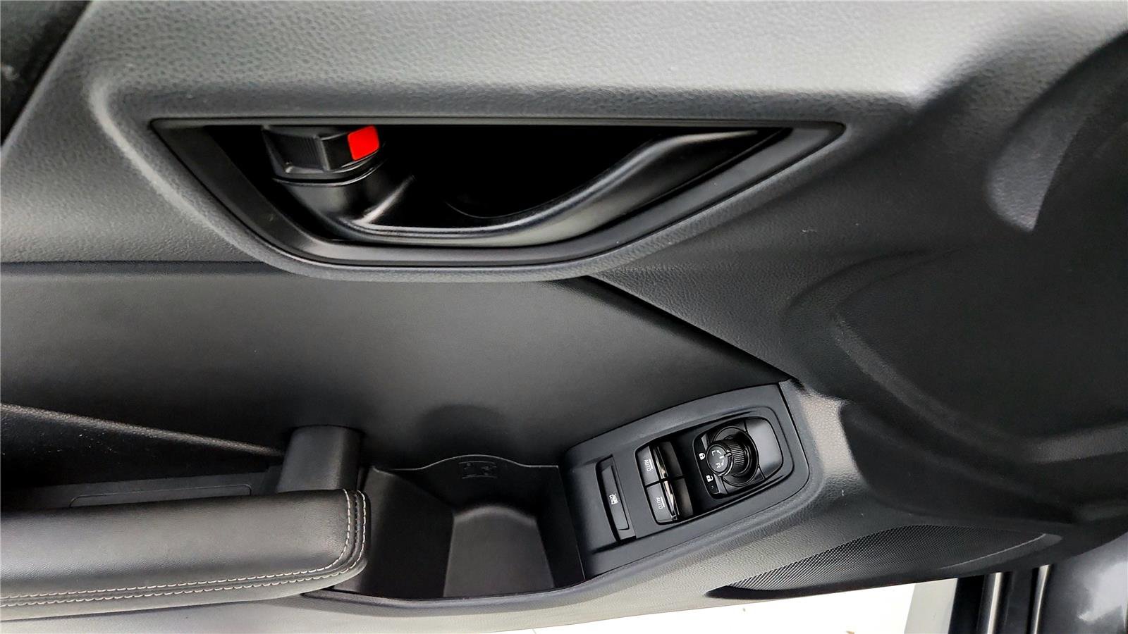 Used 2023 Toyota GR86 Premium w/ ALL Weather Mat Package (TMS) RWD image 23