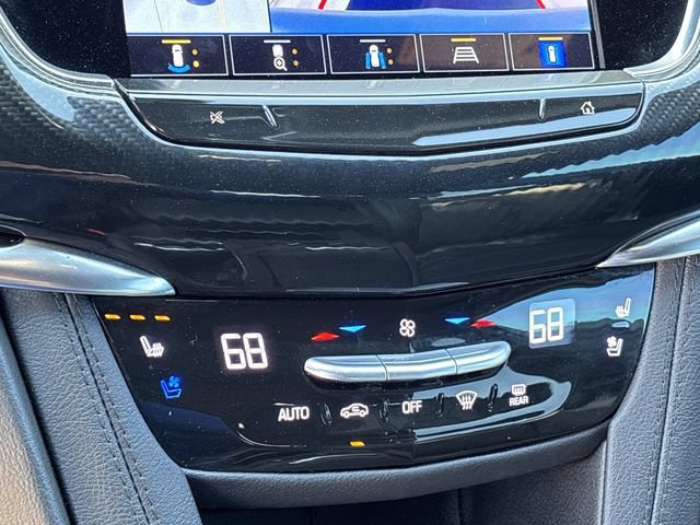 Used 2025 Cadillac XT6 Sport w/ Technology Package AWD/4WD image 18