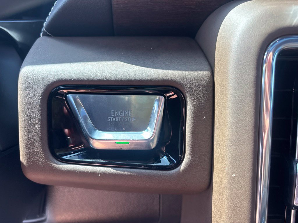 New 2026 GMC Yukon XL Denali Ultimate AWD/4WD image 29