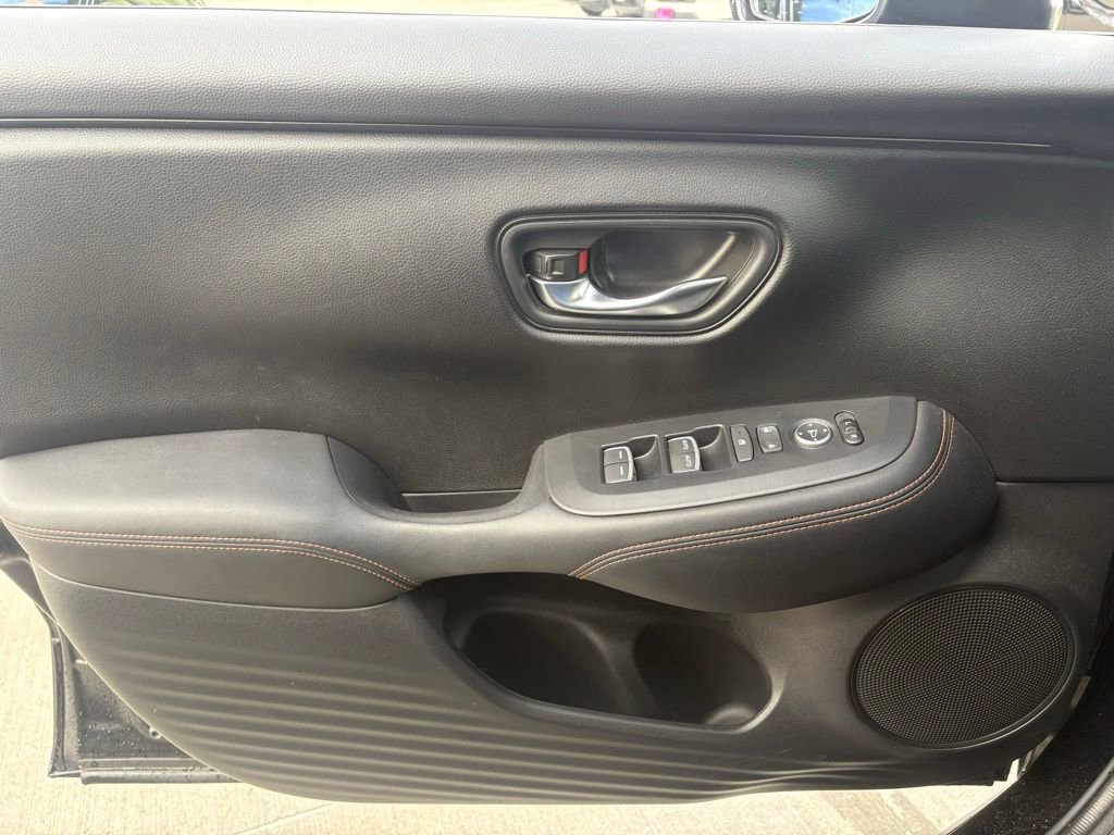 Used 2024 Honda HR-V Sport image 16