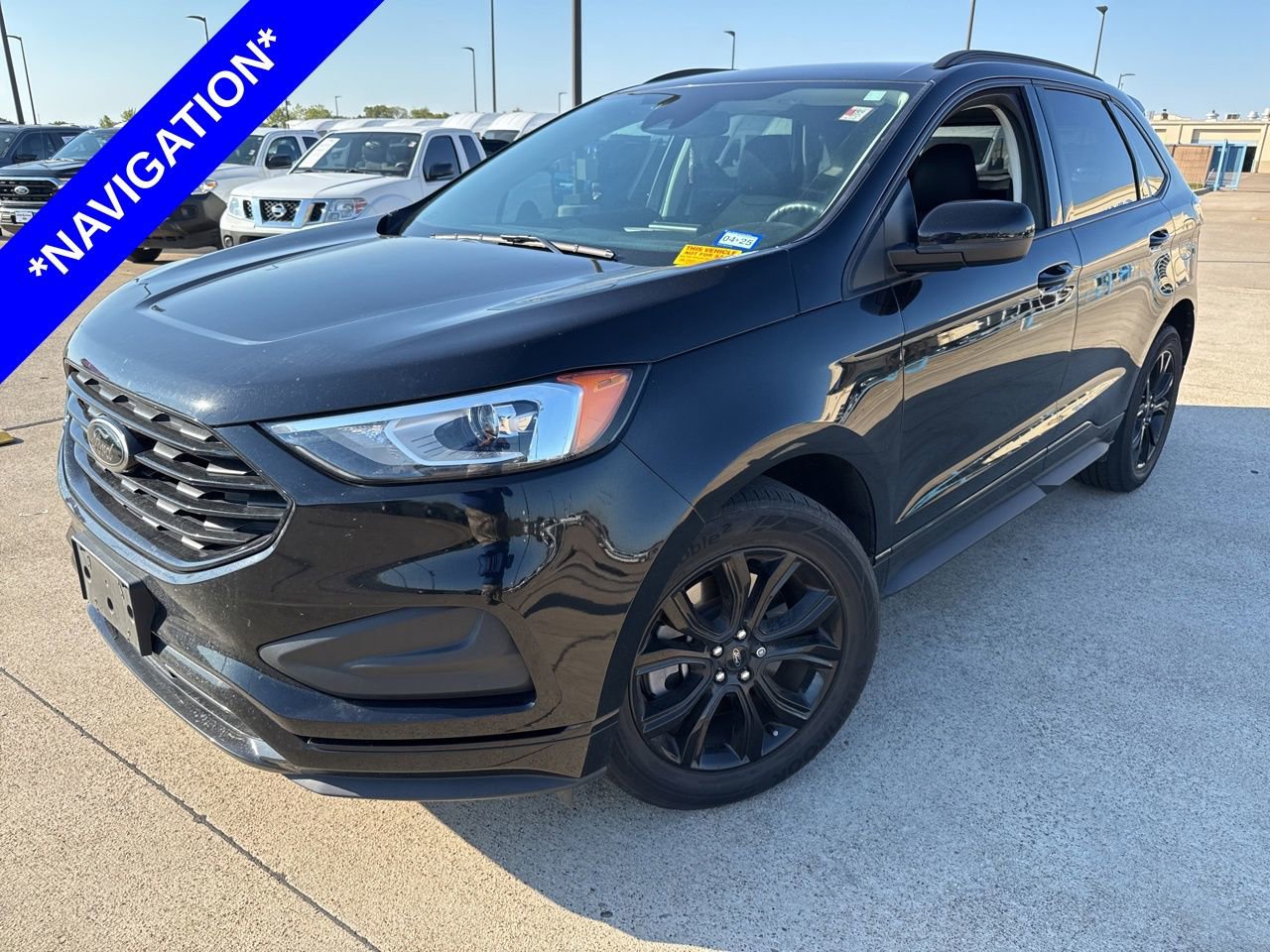 Used 2022 Ford Edge SE w/ Black Appearance Package