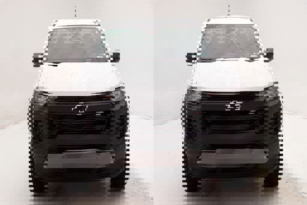 Used 2023 Chevrolet Colorado Trail Boss w/ Advanced Trailering Package image 4