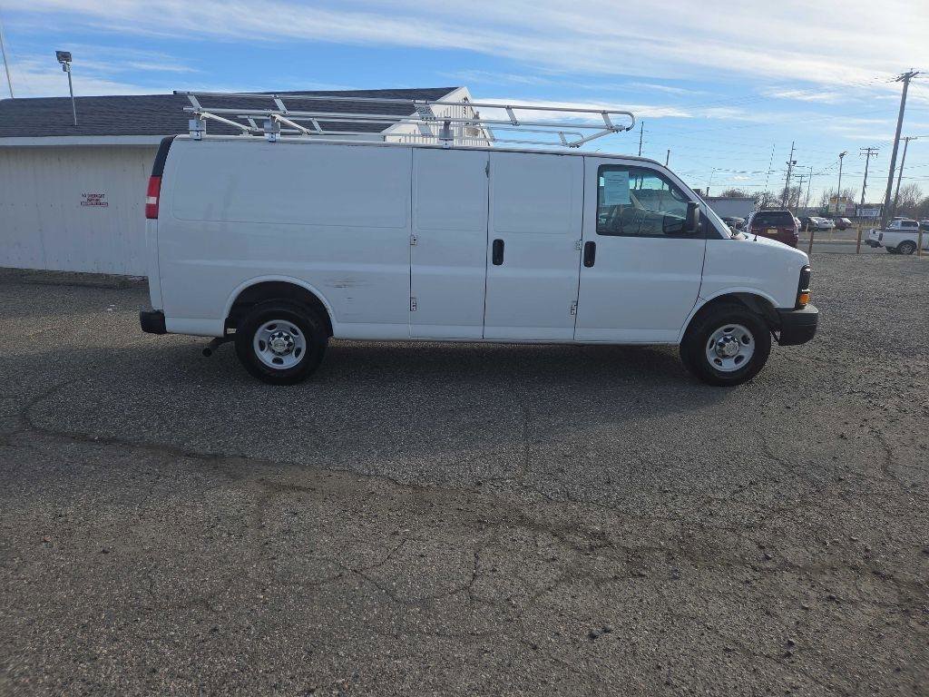 Used 2012 Chevrolet Express 2500 Extended image 8