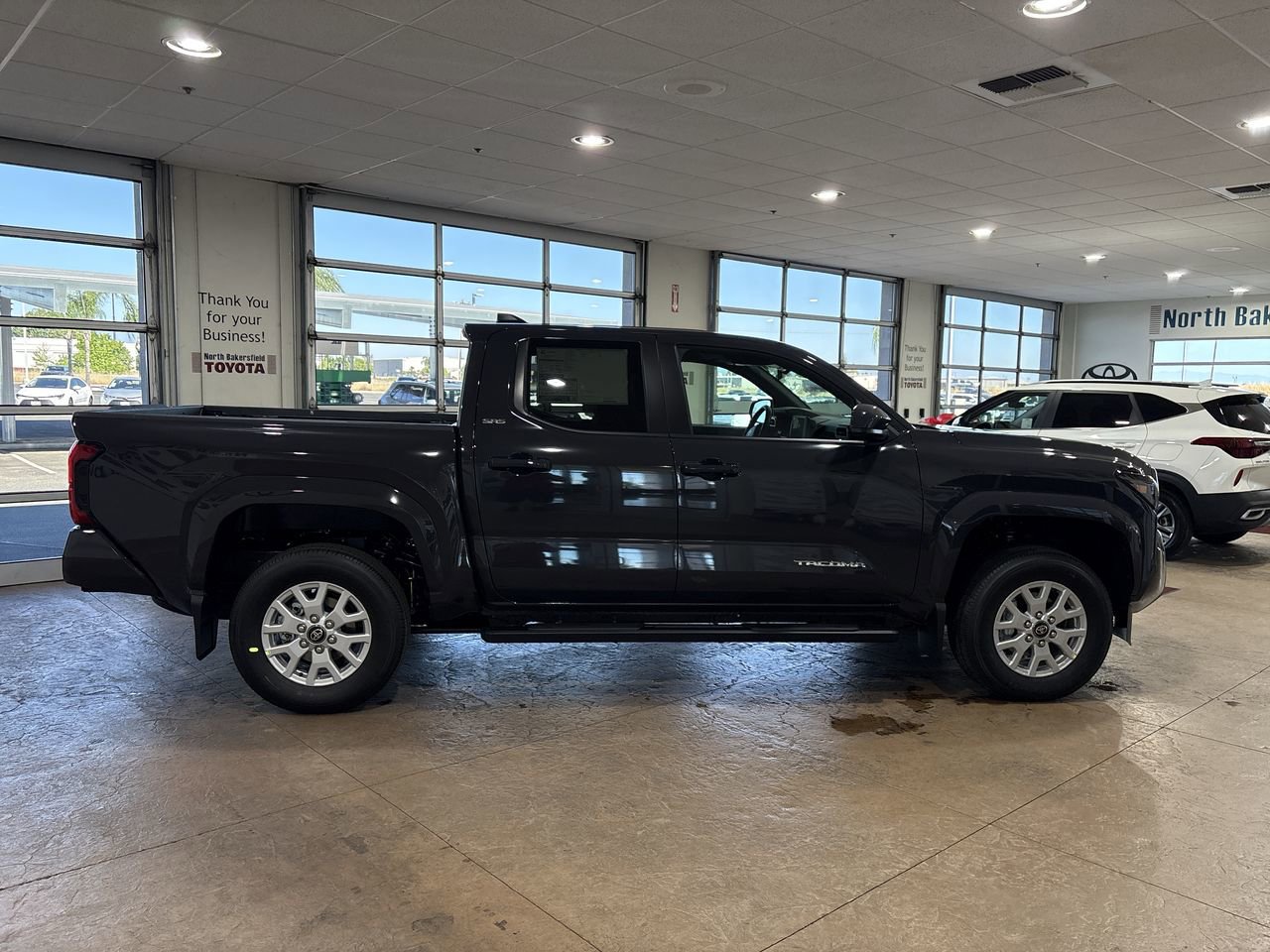 New 2026 Toyota Tacoma SR5 AWD/4WD image 3