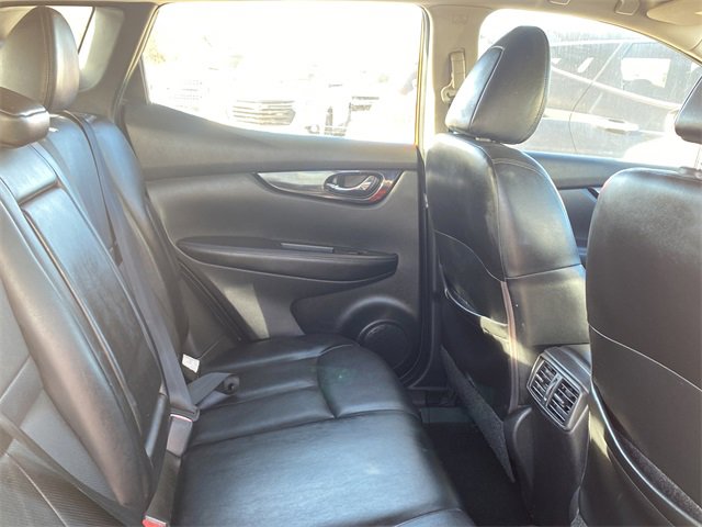 Used 2021 Nissan Rogue Sport SL w/ Premium Package image 13