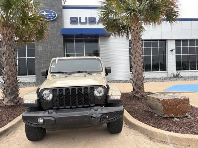 Used 2022 Jeep Gladiator Sport AWD/4WD image 2