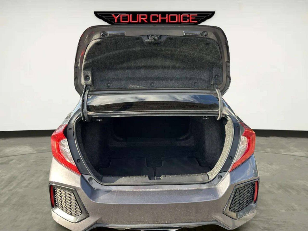 Used 2018 Honda Civic Si image 9