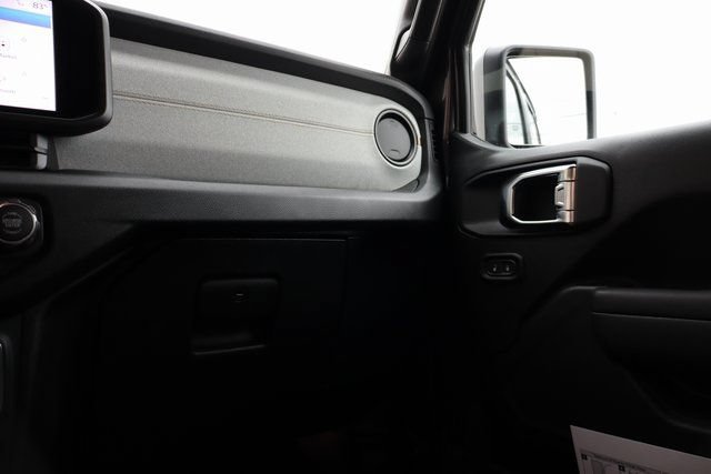 New 2025 Jeep Gladiator Sport AWD/4WD image 40