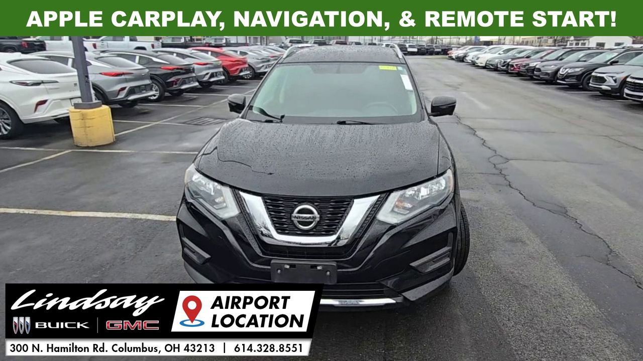 Used 2018 Nissan Rogue SV w/ Premium Package image 3