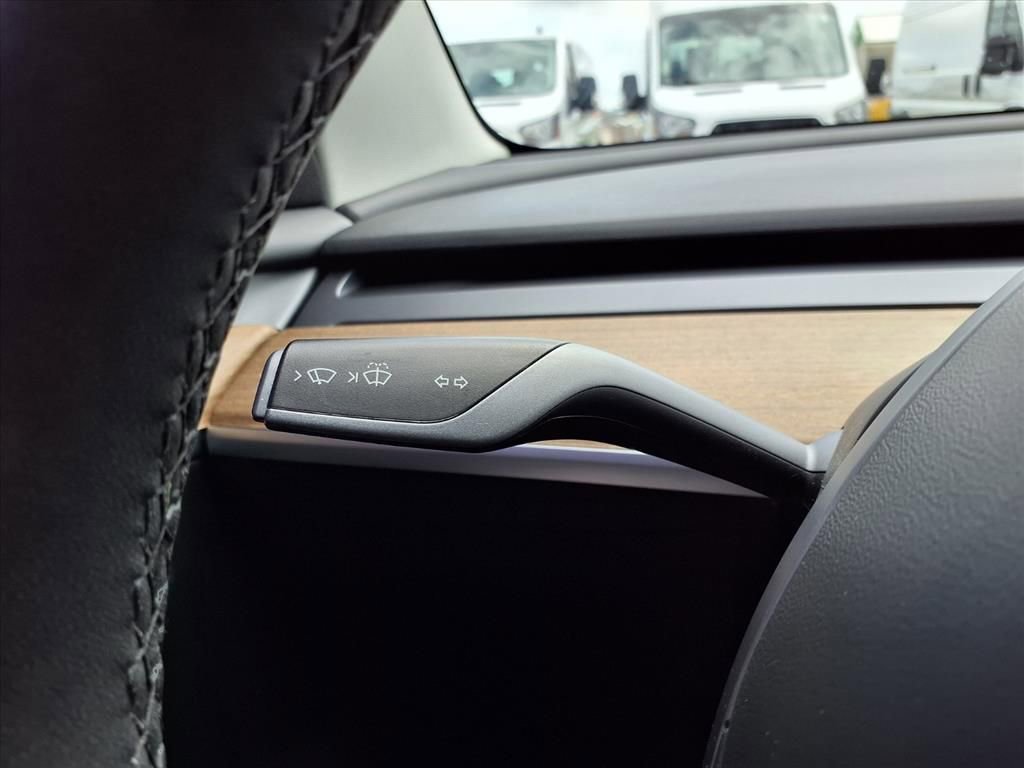 Used 2021 Tesla Model 3 Performance AWD/4WD image 17