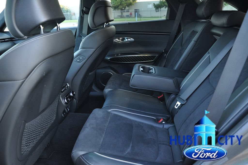 Used 2022 Genesis GV70 3.5T Sport w/ Sport Prestige Package AWD/4WD image 12