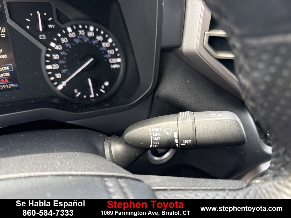 Used 2022 Toyota Tundra SR5 w/ SR5 Premium Package image 18