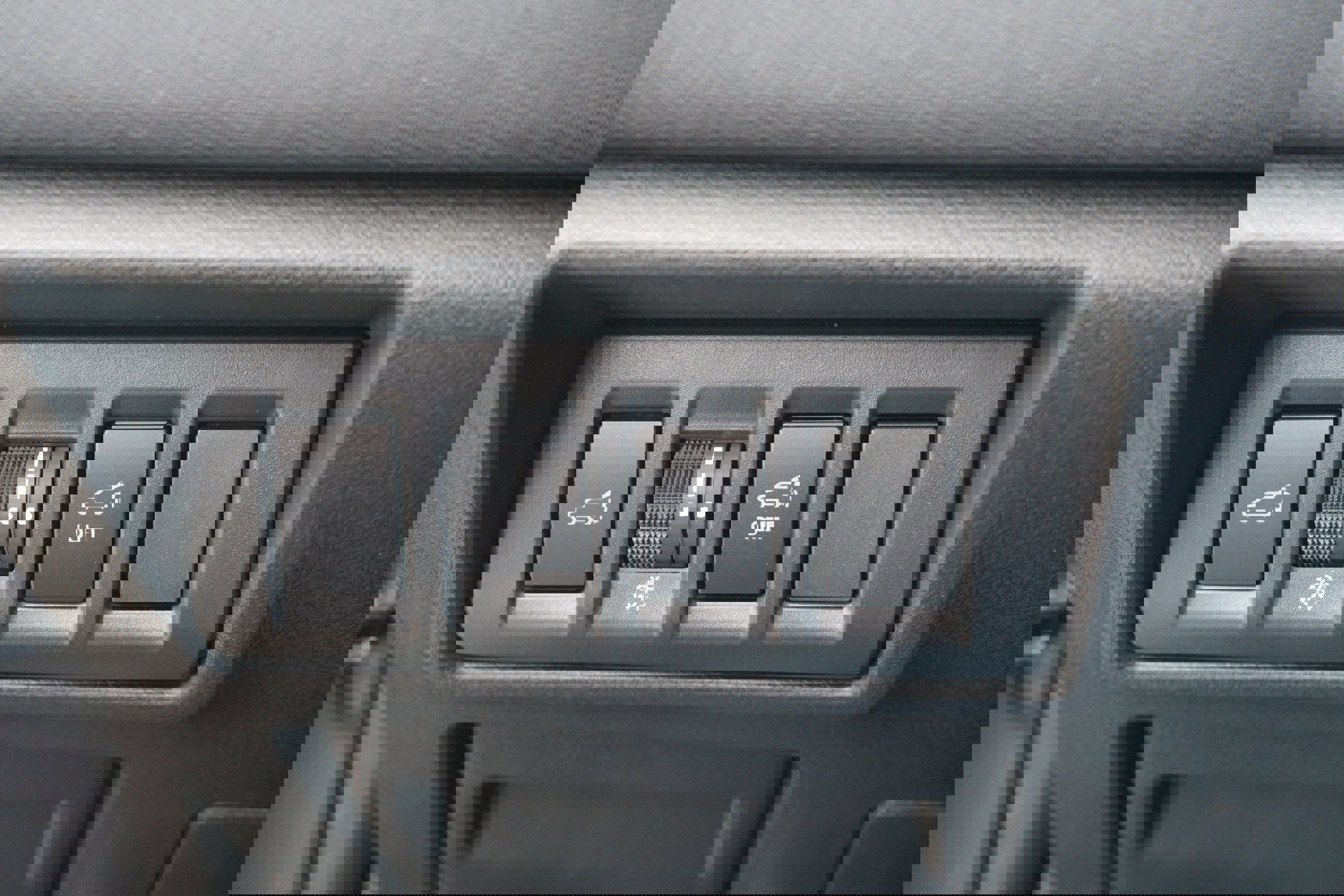 Certified 2025 Subaru Outback Premium image 16