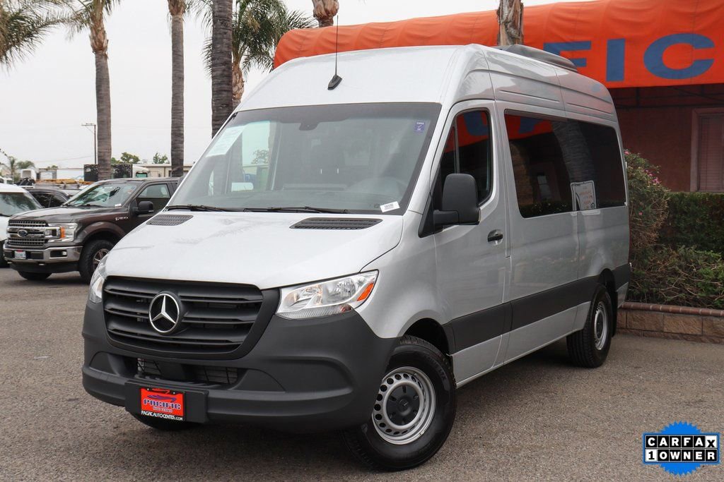 Used 2024 Mercedes-Benz Sprinter 2500 image 3