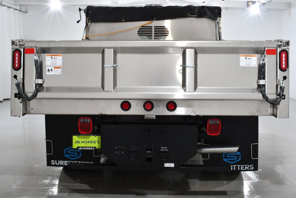 New 2025 Ford F550 4x4 Crew Cab Super Duty w/ XLT Value Package image 5