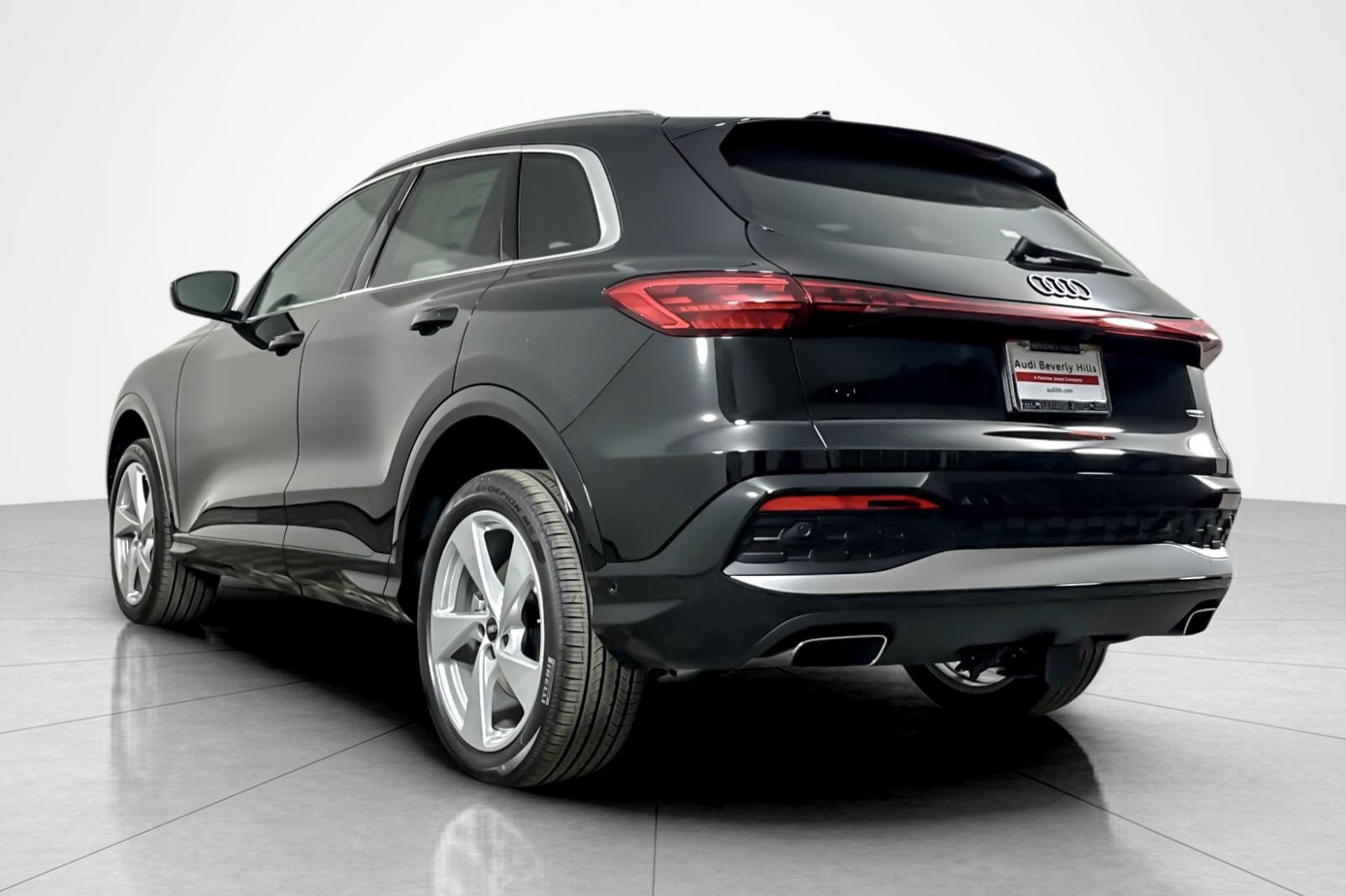 New 2025 Audi Q5 Premium Plus image 4