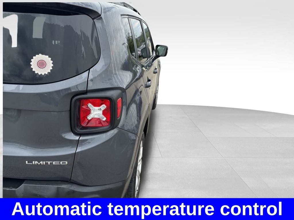 Used 2022 Jeep Renegade Limited AWD/4WD image 8