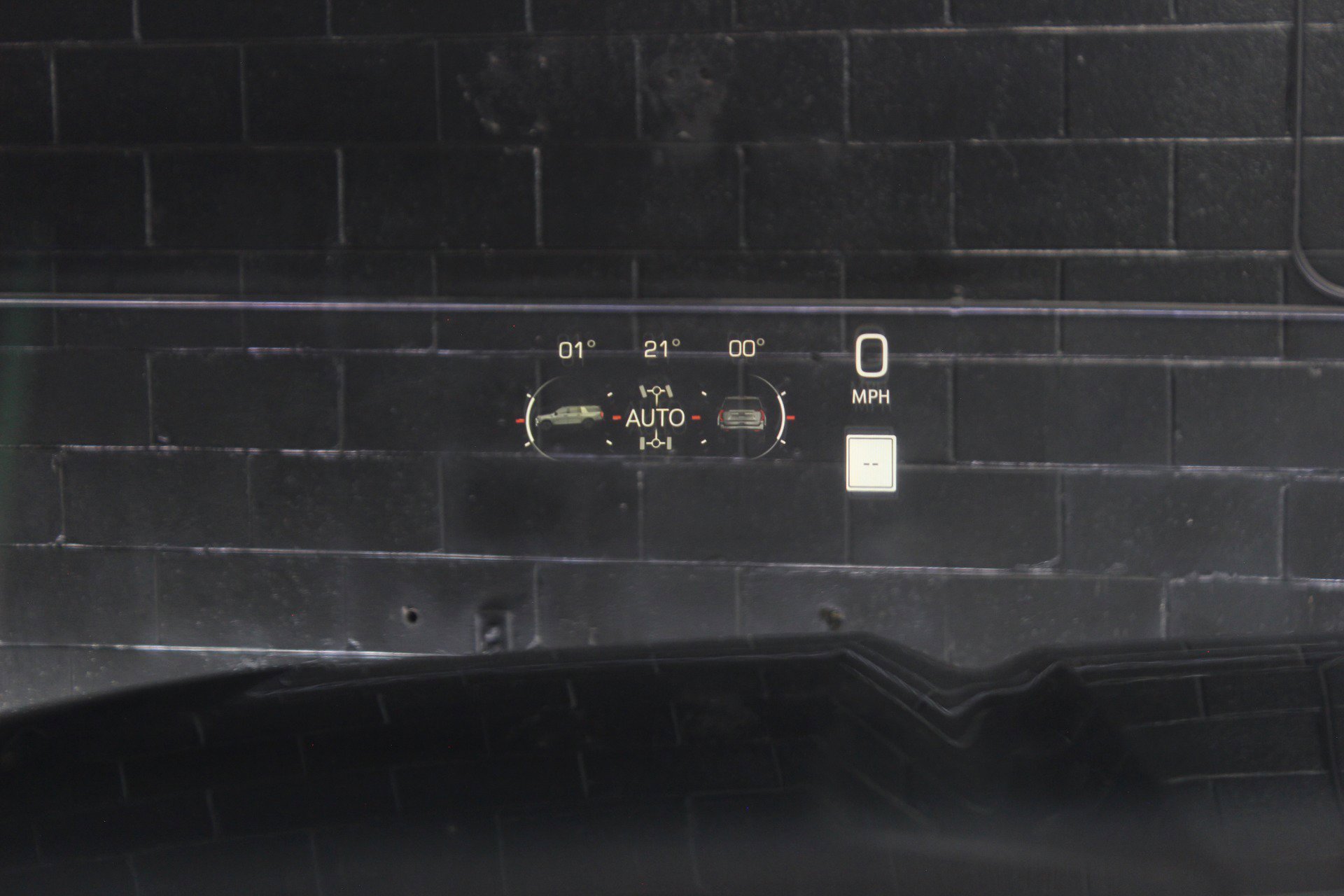 Used 2023 GMC Yukon Denali w/ Advanced Technology Package image 59