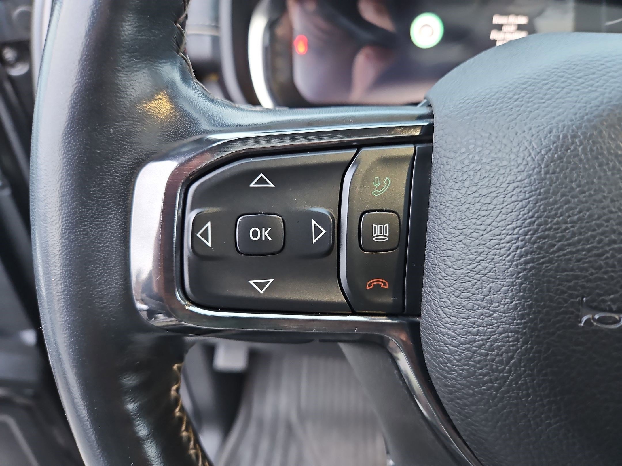 Used 2023 RAM 3500 Limited image 21