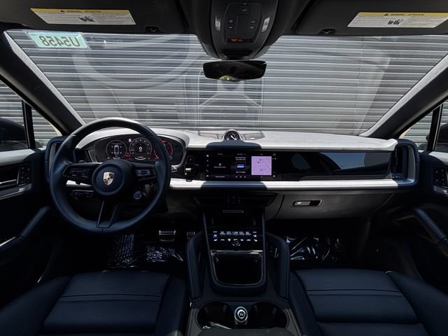 Certified 2025 Porsche Cayenne S AWD/4WD image 13