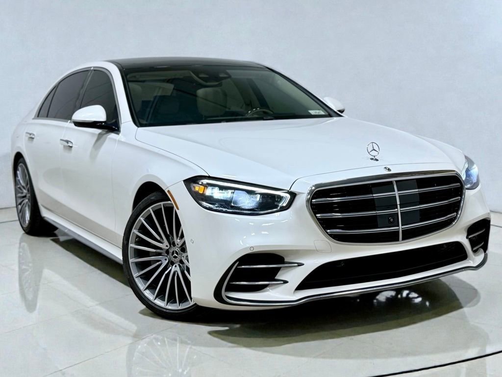 Used 2023 Mercedes-Benz S 500 4MATIC w/ AMG Line image 9
