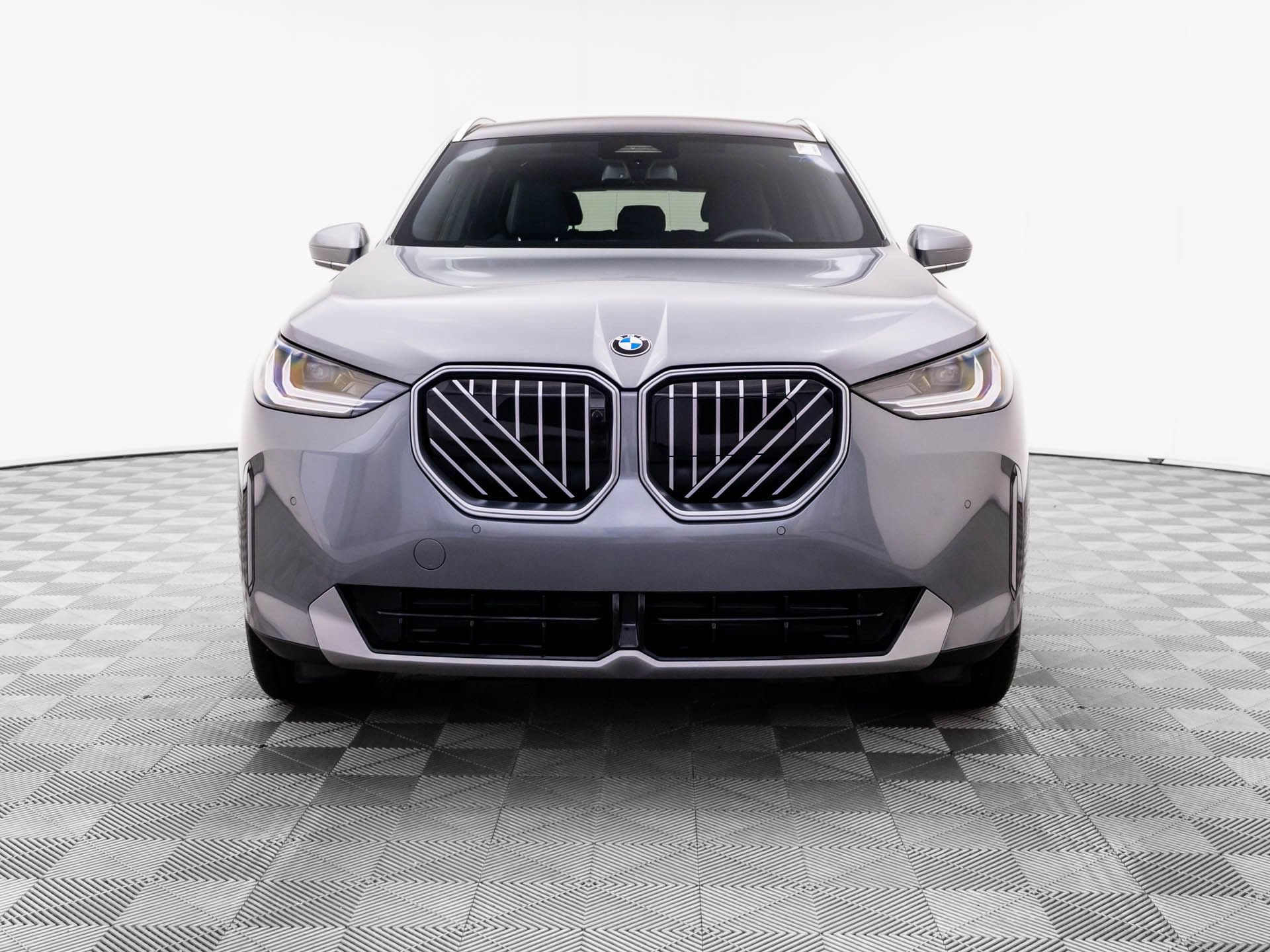 Used 2025 BMW X3 xDrive30i w/ Premium Package AWD/4WD image 9