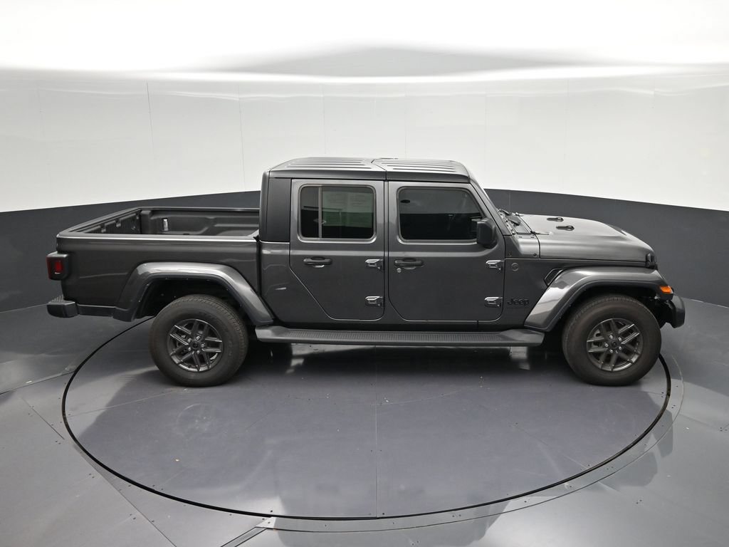 Used 2025 Jeep Gladiator Sport AWD/4WD image 20