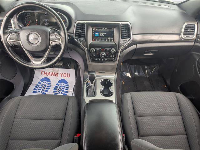 Used 2019 Jeep Grand Cherokee Laredo w/ Security & Convenience Group image 17