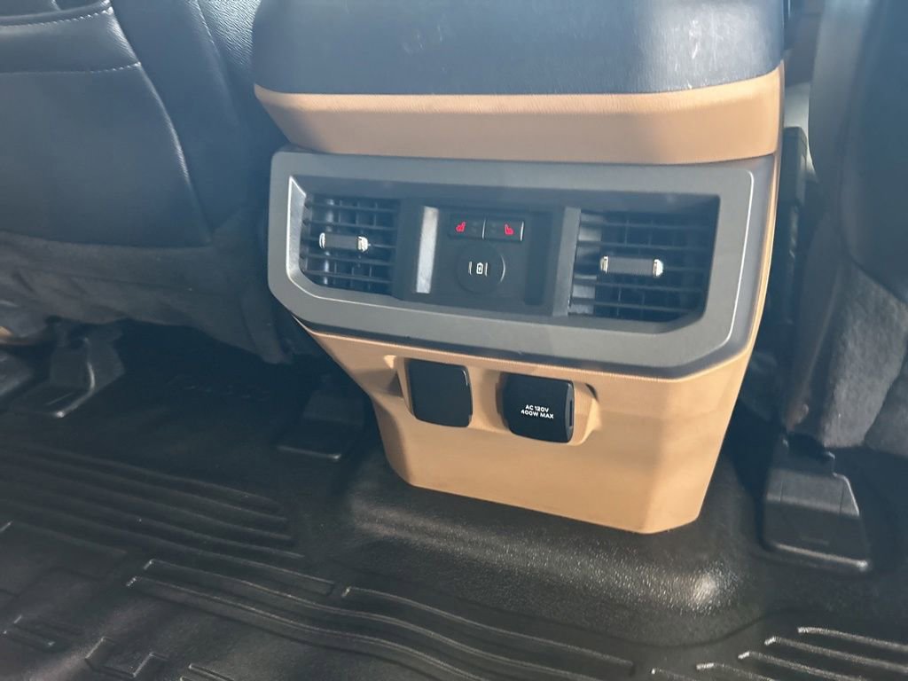 Used 2023 Ford F350 Lariat AWD/4WD image 34