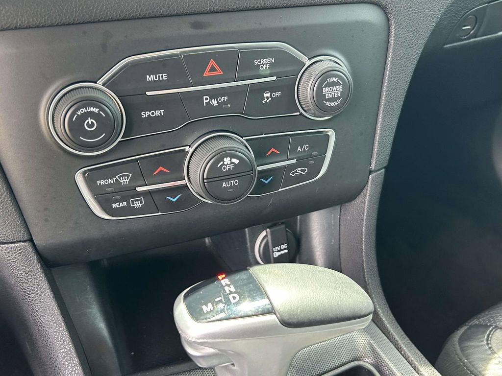 Used 2018 Dodge Charger R/T w/ Plus Group RWD image 25