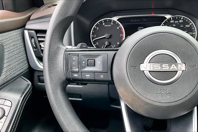 Certified 2023 Nissan Rogue SV FWD image 24