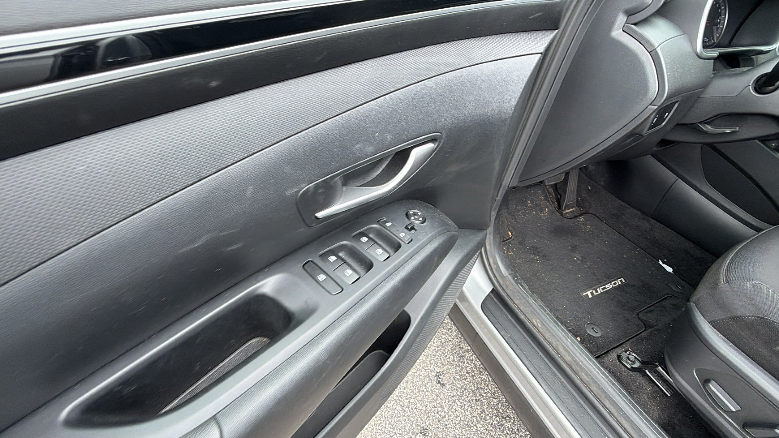 Used 2022 Hyundai Tucson SEL w/ Cargo Package FWD image 15