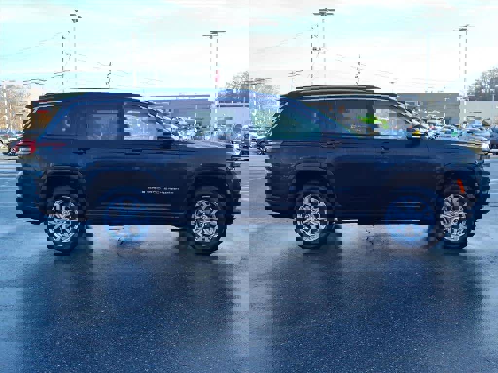 Used 2021 Jeep Grand Cherokee L Limited image 4