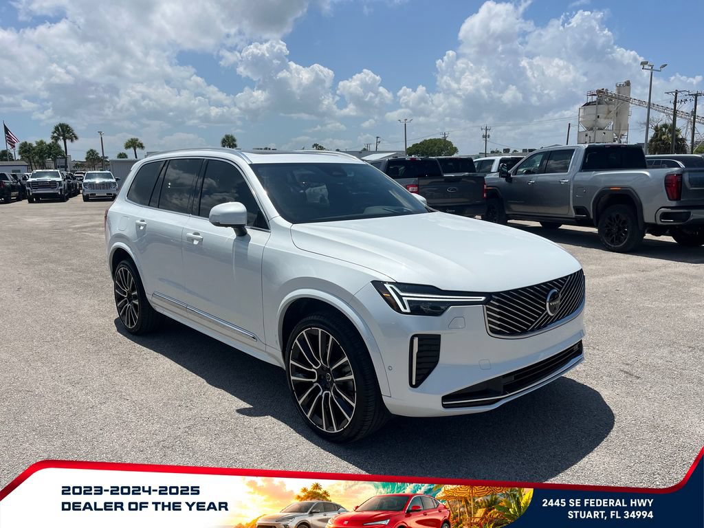 Used 2025 Volvo XC90 B6 Ultra w/ Protection Package Premier AWD/4WD image 2