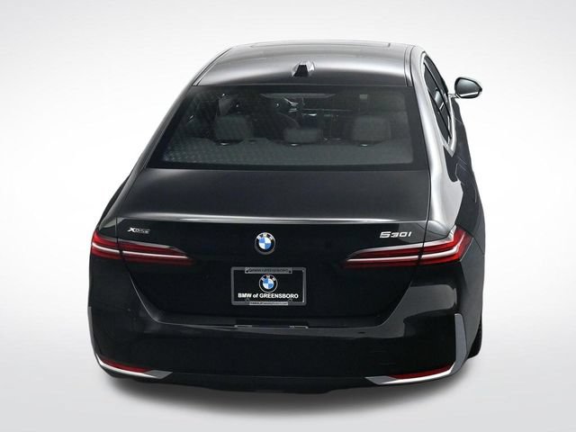 New 2027 BMW 530i xDrive w/ Premium Package AWD/4WD image 31