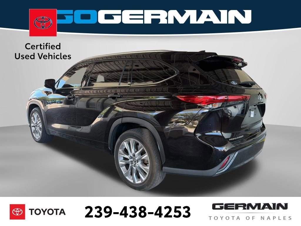 Used 2020 Toyota Highlander Limited FWD image 4