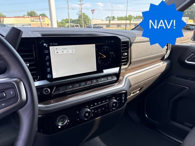 Used 2024 Chevrolet Silverado 1500 LT AWD/4WD image 18