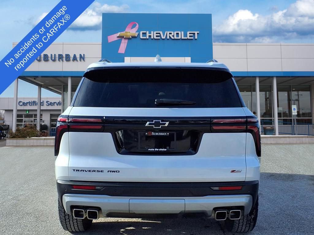 Used 2024 Chevrolet Traverse Z71 image 5