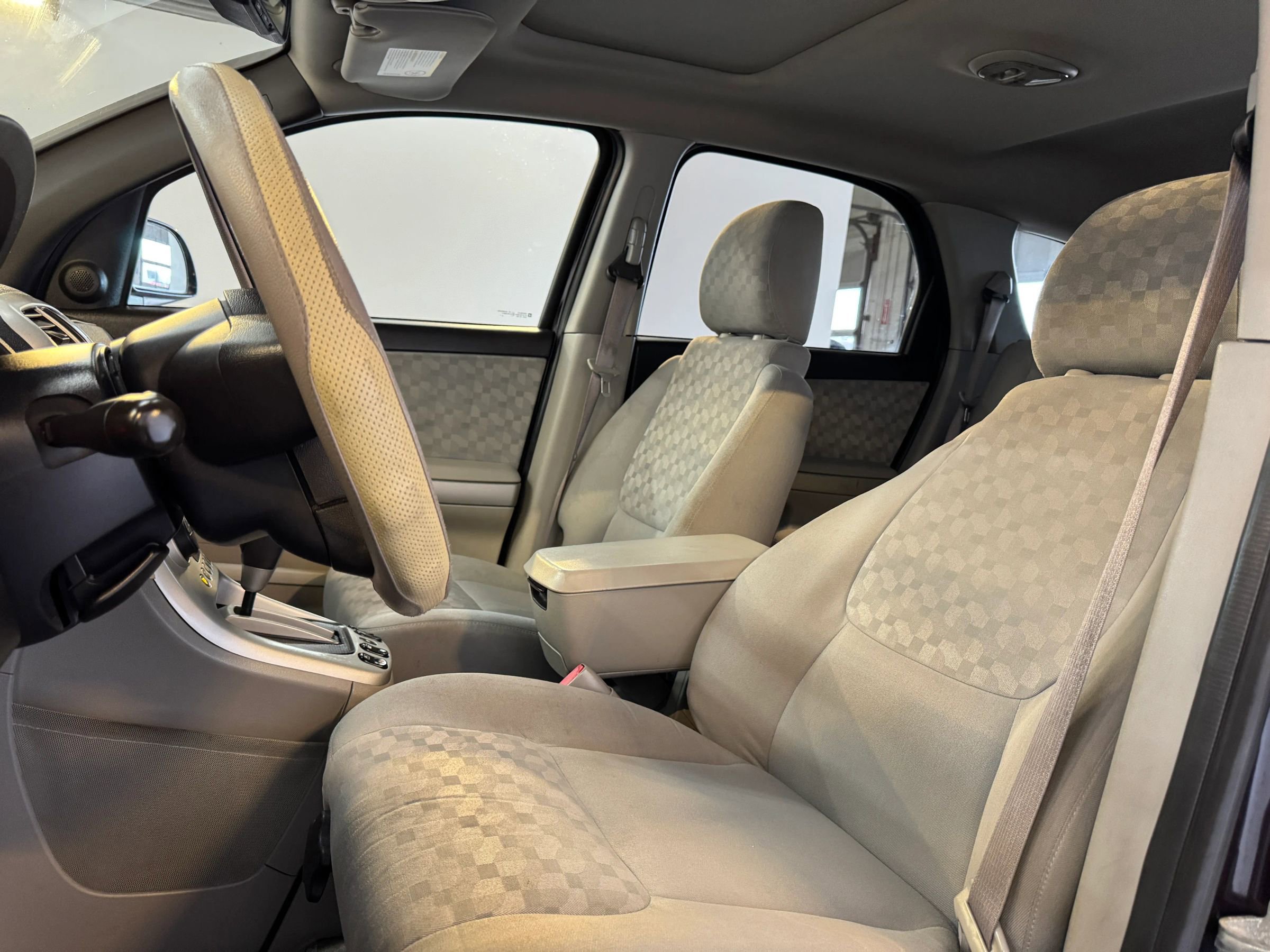 Used 2006 Chevrolet Equinox LT w/ LT Preferred Equipment Group AWD/4WD image 14