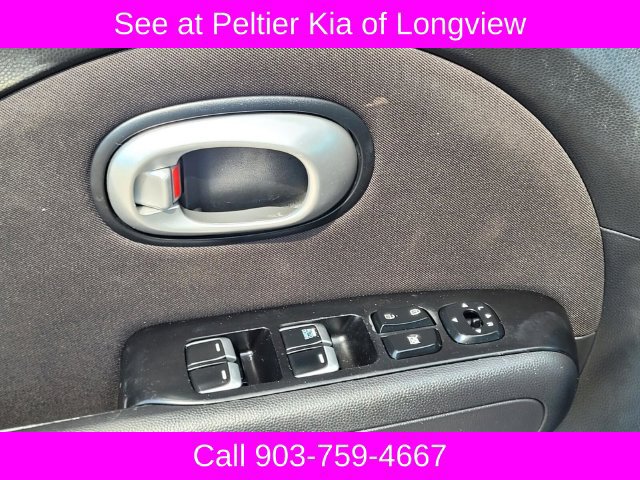 Used 2019 Kia Soul FWD image 16