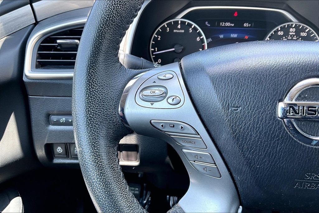 Used 2016 Nissan Murano Platinum FWD image 22