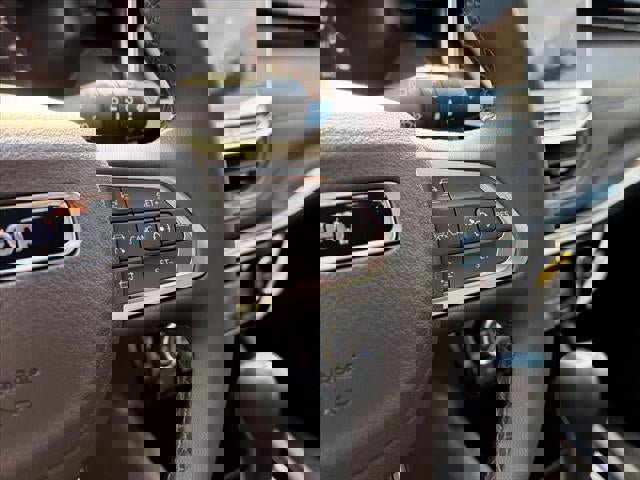 New 2026 Jeep Compass Limited image 36