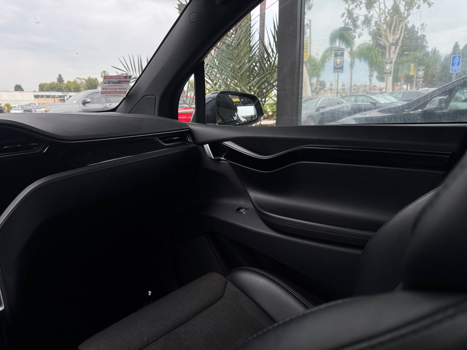 Used 2018 Tesla Model X 75D AWD/4WD image 19