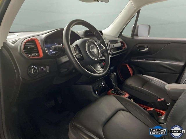 Used 2015 Jeep Renegade Trailhawk w/ Premium Leather Group image 17