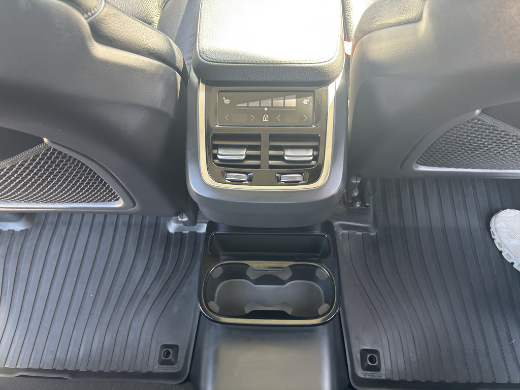 Used 2021 Volvo XC90 T6 Momentum w/ Advanced Package AWD/4WD image 20