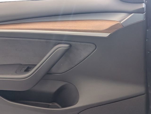 Used 2023 Tesla Model 3 Standard Range image 22