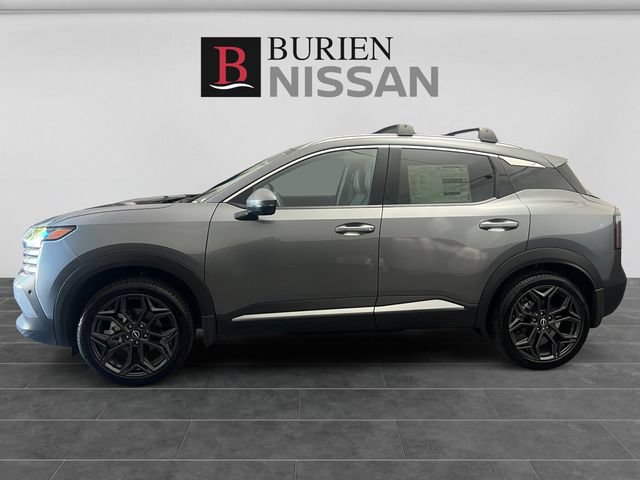 Used 2025 Nissan Kicks SR AWD/4WD image 2
