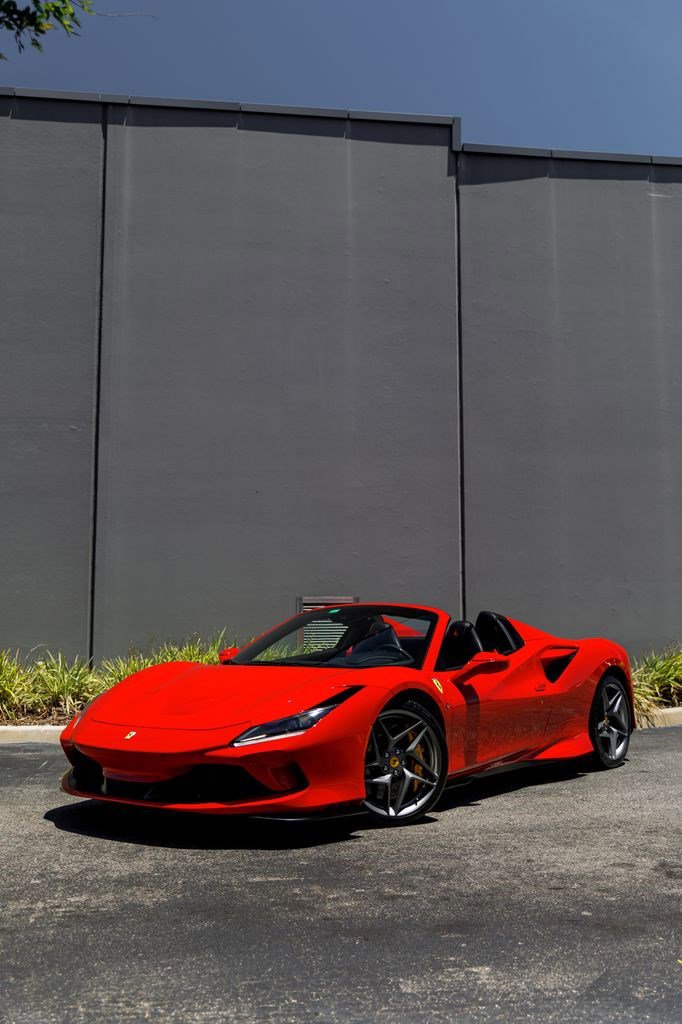 Used 2021 Ferrari F8 Spider RWD image 51