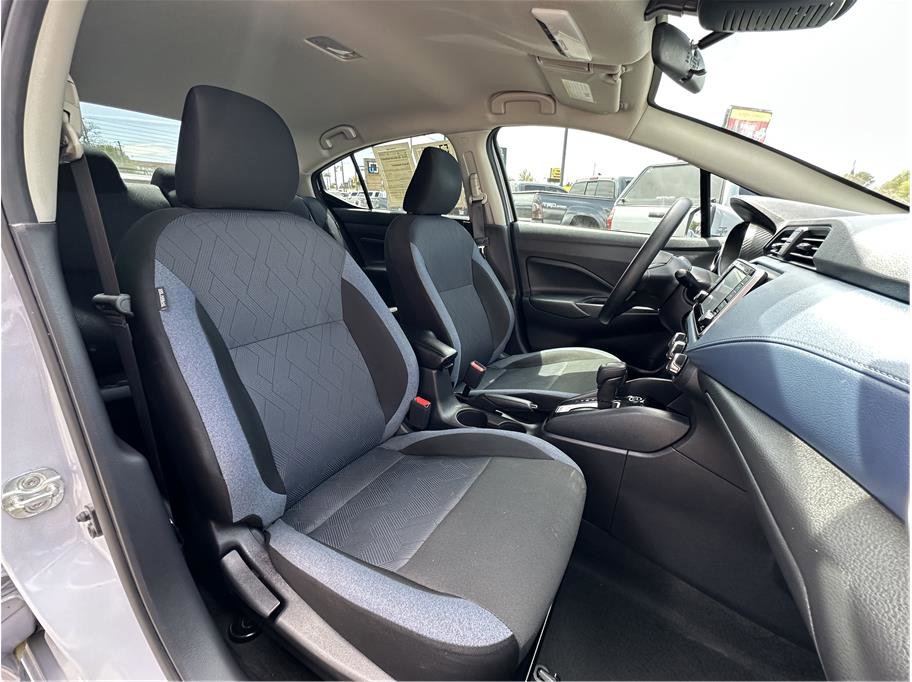 Used 2025 Nissan Versa SV w/ Trunk Package FWD image 15